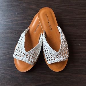 Lucky brand sandals NWOT